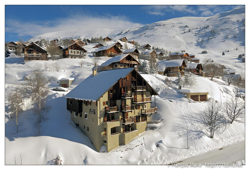 e-zec1mnn-nwgatzmecmp6eaw06qqa3vyy3uwybd1do-4x-3000x-1158