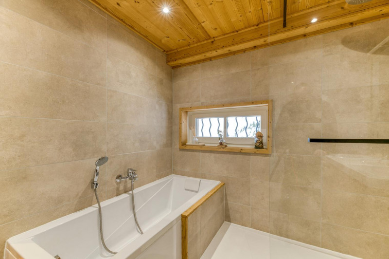 e4niu75bjnhpou8-mjry-kpa16mbqw4jrjjmpkv07vy-3000x-1350