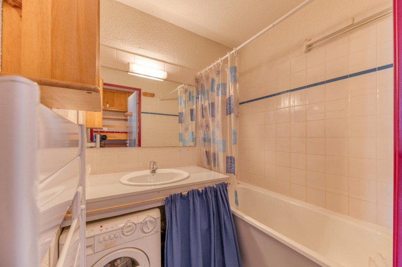 gz7s-0ys19sz38bl05bni2balechzes6umkxnuzdlc-3000x-1020