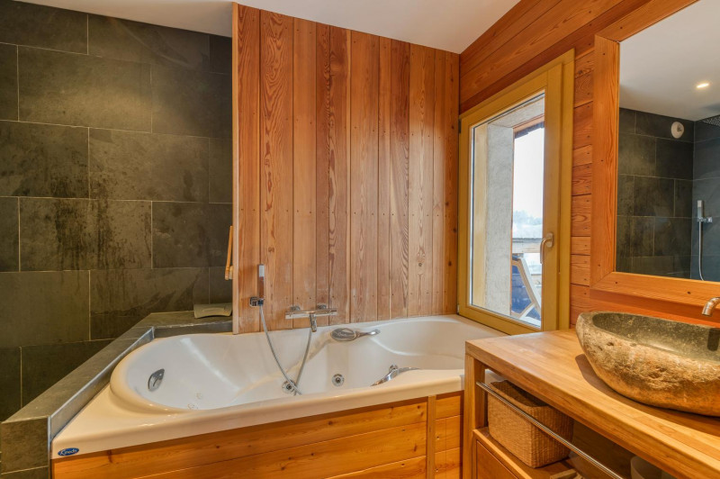 mb6obptbhhsrmfqjjqnelnec2xazhok5ya2fdwdwijo-3000x-1690