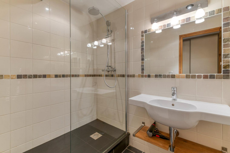 n4odbhvncjourtnsxcaqjagqto-eifxeq52eiqzjxve-3000x-1291