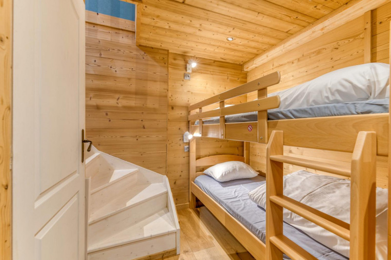 oal78fql9bbkjnnirtrh3eo9wpvuywns7e2vbgnw0vc-3000x-1357