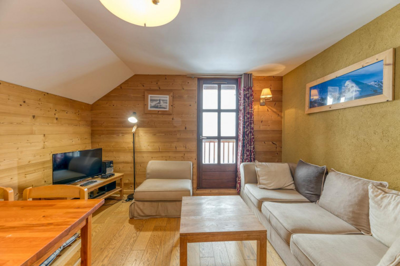 ocz0j2cxf3rincfbtfacse-ywqhvvg-cllz51soqtre-3000x-1297