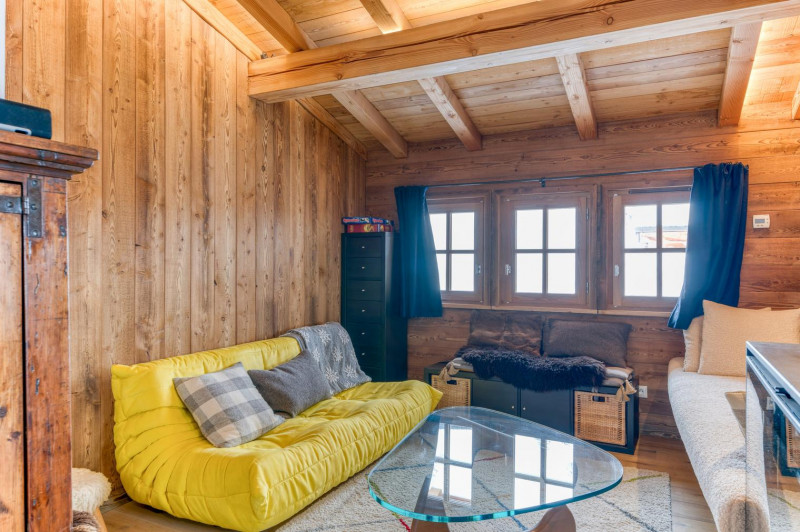 rzb9mqgdiml0ivtbgh7r-8a2nuql48yc1nbk6grrshy-3000x-1006