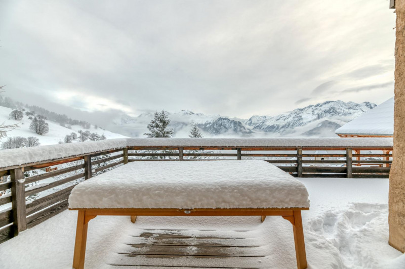 uugl-azovmd3qvmze37b301hgsniu-8hhiqglvdzjxa-3000x-1015