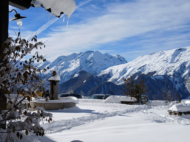 whatsapp-image-2025-12-04-22-26-32-b0c04093-1746